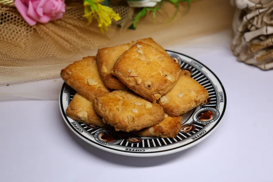 Cashew Cookies