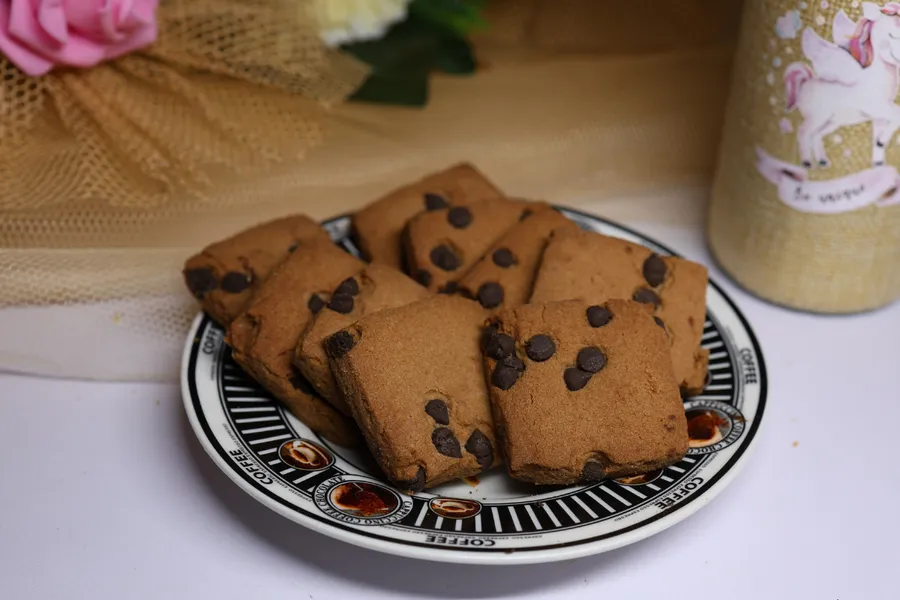 Choco Chip Squares
