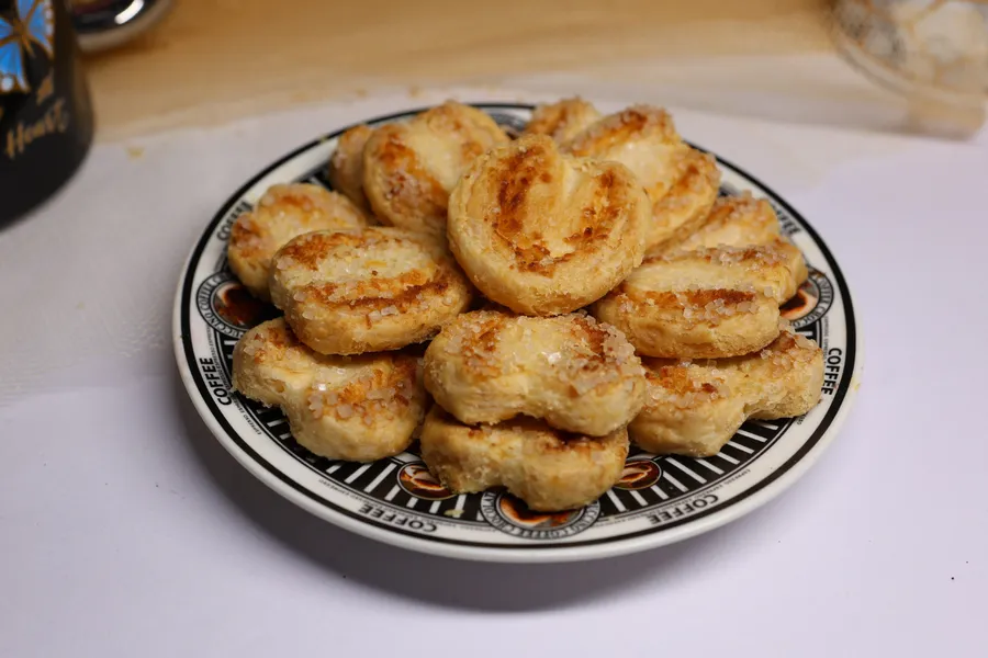 French Hearts Puff
