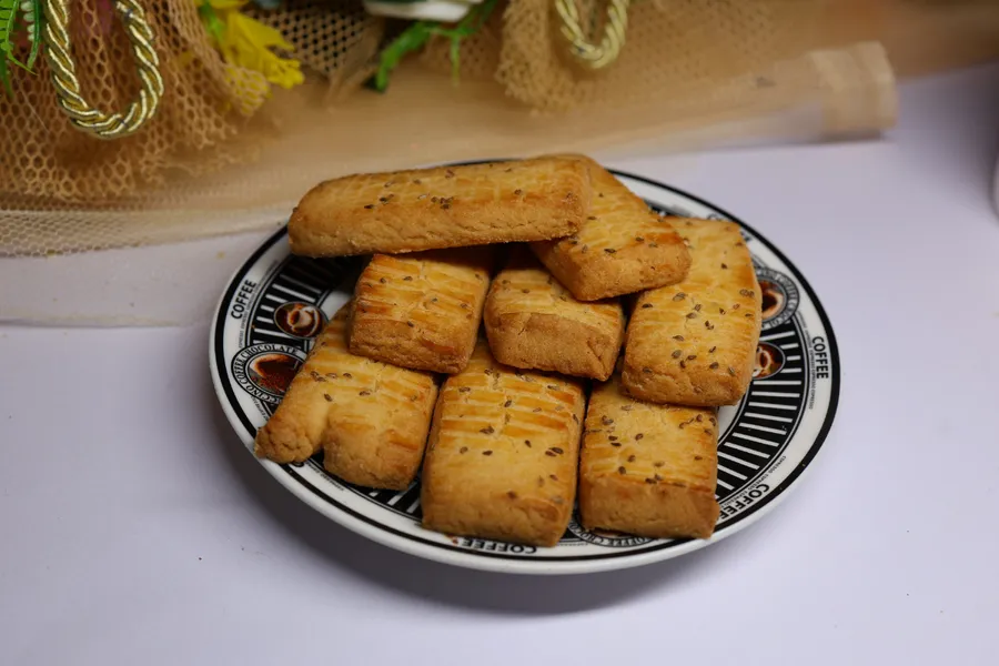 Sesame Cookies
